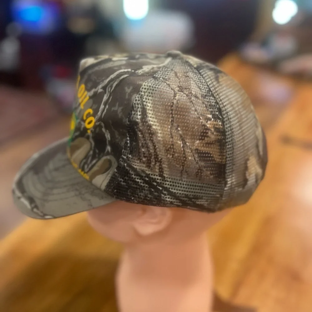 VINTAGE Peacock Oil Company SnapBack